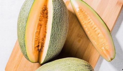 小时候吃的哈密瓜糖,哈密瓜糖的甜蜜滋味