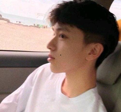 吃瓜头像男情头,吃瓜头像男情头的甜蜜邂逅