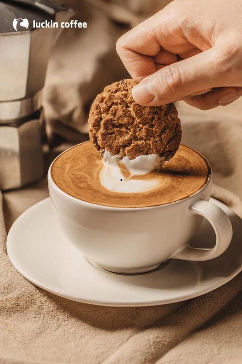 口粮咖啡吃瓜,揭秘网红吃瓜背后的咖啡文化现象